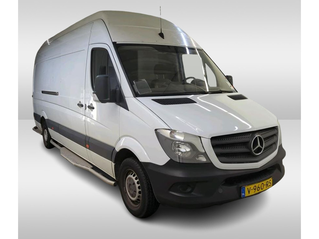 57750076